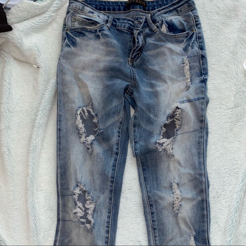 Ripped jeans